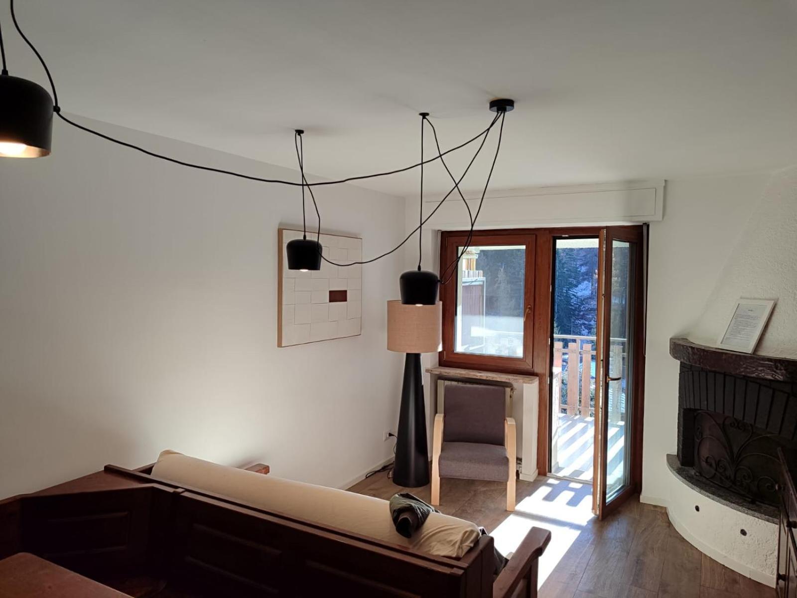 Appartamento Con Vista - Nuova Ristrutturazione Oulx Esterno foto